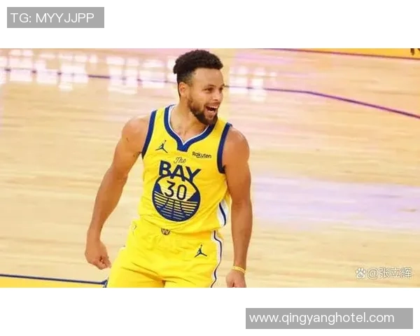 库里真人：篮球场上的传奇与生活中的真实自我